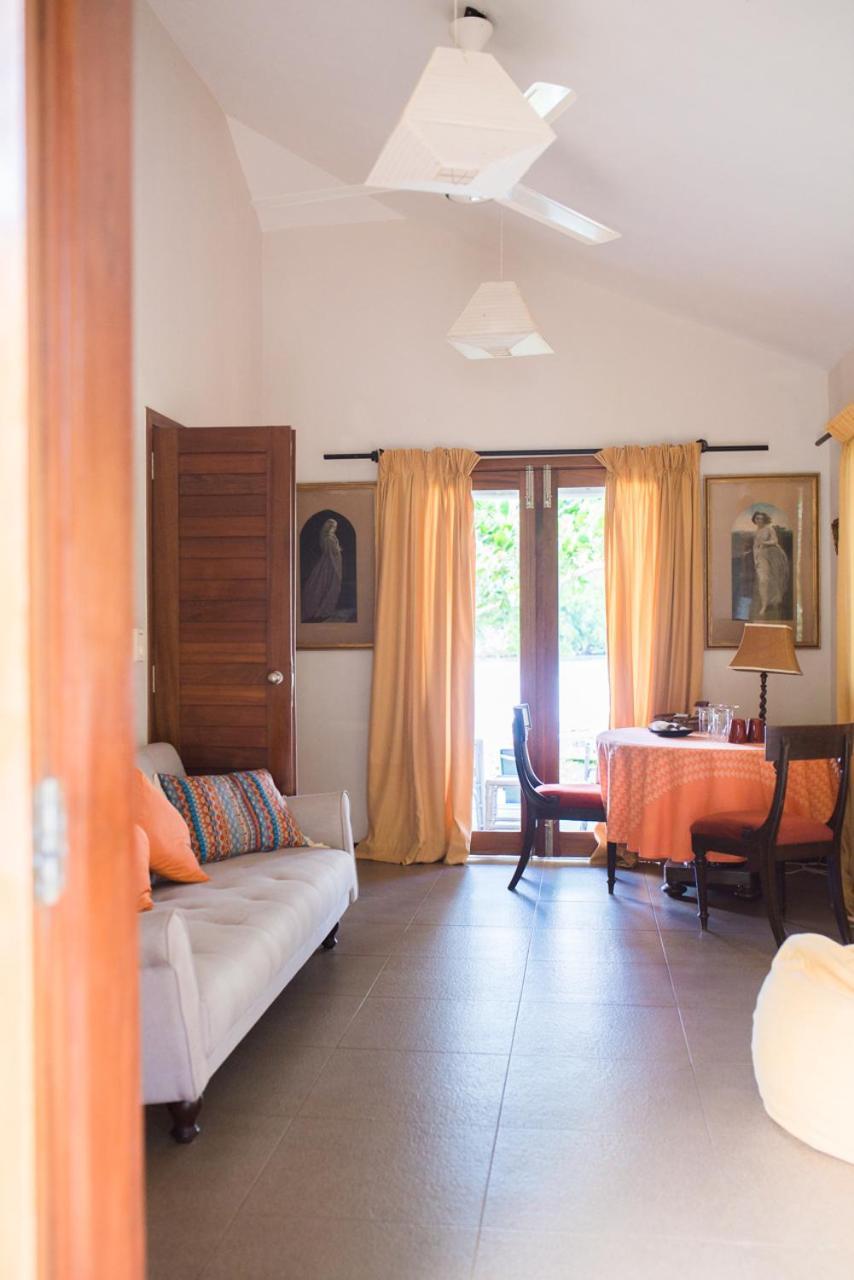 The River House Apartment Tamarin Exterior photo